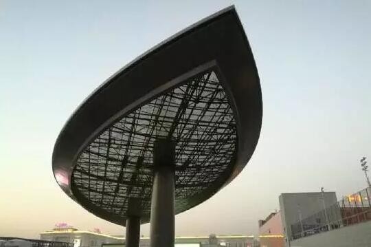 盘点2016那些惊为天人的LED透明屏/格栅屏/异形屏 创意显示阔步向前 盘点2016那些惊为天人的LED透明屏/格栅屏/异形屏 创意显示阔步向前