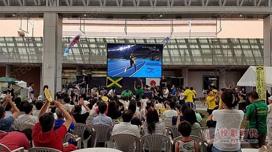 青松移动车载式户外LED全彩屏在日本亮相