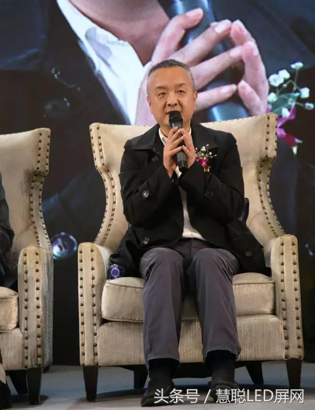 小间距LED显示屏研发仍需一场革命 拓展应用领域是绝佳突破点 小间距LED显示屏研发仍需一场革命 拓展应用领域是绝佳突破点