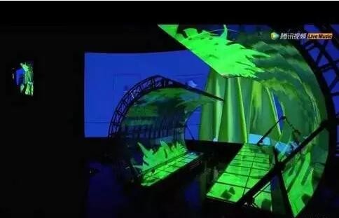 盘点2016那些惊为天人的LED透明屏/格栅屏/异形屏 创意显示阔步向前 盘点2016那些惊为天人的LED透明屏/格栅屏/异形屏 创意显示阔步向前