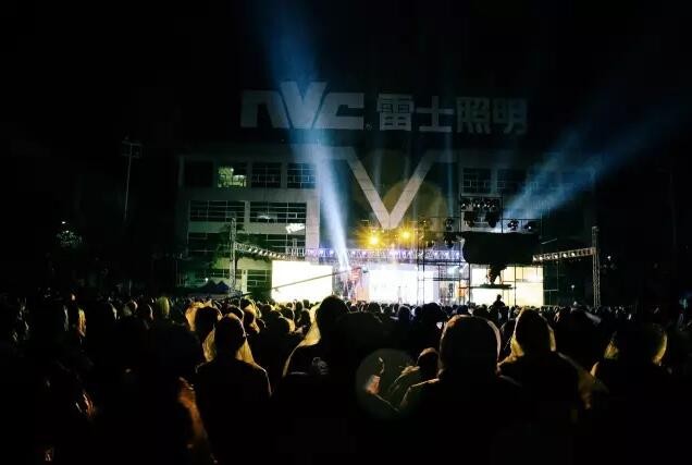 LED照明龙头企业风雨无阻 雷士/雷曼/嘉美将在2017年奋勇前行