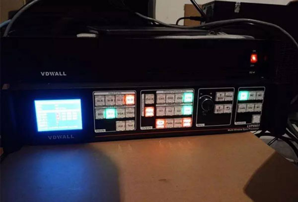 唯奥视讯LVP8601绚丽点亮武汉售楼总部