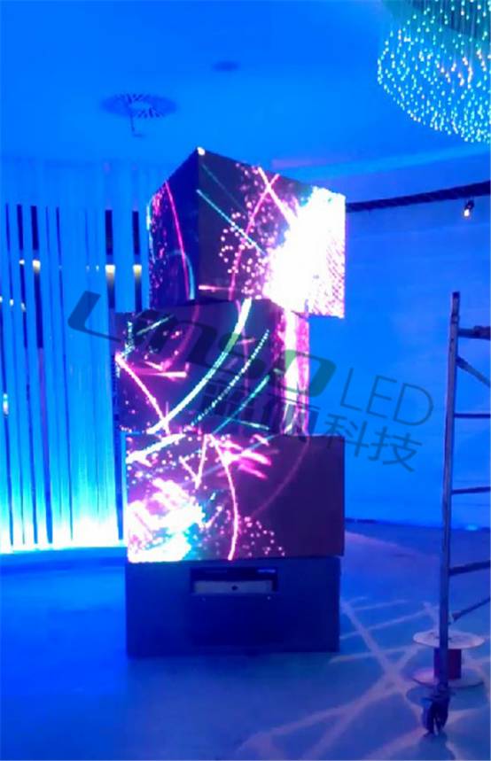 吸睛利器!LED异形屏竟然有这么多意想不到的惊喜! 吸睛利器!LED异形屏竟然有这么多意想不到的惊喜!