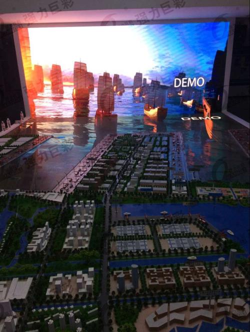 强力巨彩的虚拟现实屏 打造可立体呈现的动态真实环境 强力巨彩的虚拟现实屏 打造可立体呈现的动态真实环境