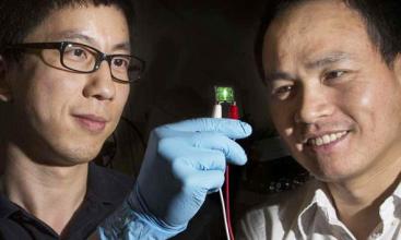 中国研发多量子阱结构钙钛矿LED 器件效率和稳定性远超国际同行