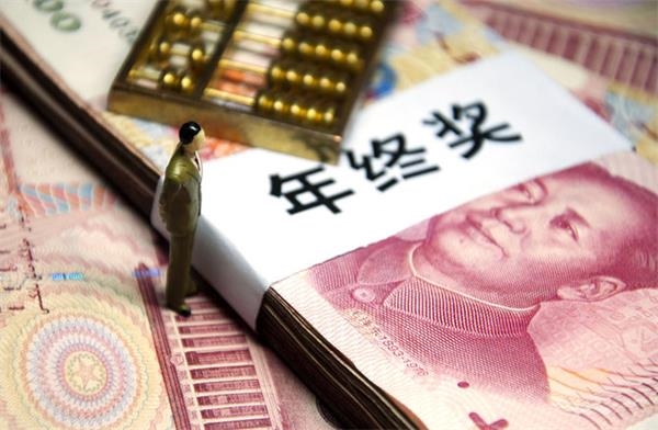 格力年终奖人均上万羡煞旁人！背后的成功之路LED屏企该如何借鉴？