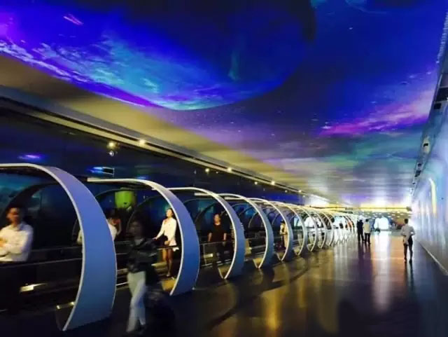 摩西尔倾力打造广州白云机场“时空隧道” 摩西尔倾力打造广州白云机场“时空隧道”