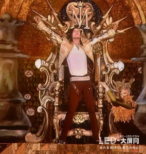 全息技术正在全世界被玩转 太震撼了！