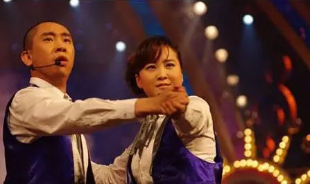 2017鸡年春晚主持阵容确定 创新LED显示大屏配VR直播科技感爆棚 2017鸡年春晚主持阵容确定 创新LED显示大屏配VR直播科技感爆棚