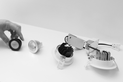 福建石墨烯产业结盟起航 产业制高点逐步形成