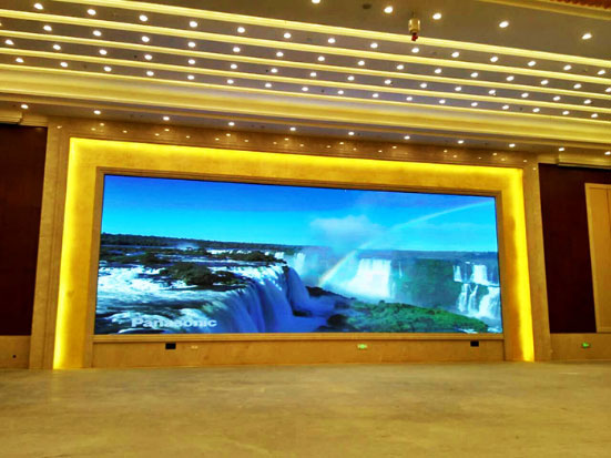 德彩光电量身打造新疆国际会展中心二期项目助力亚欧博览会 德彩光电量身打造新疆国际会展中心二期项目助力亚欧博览会