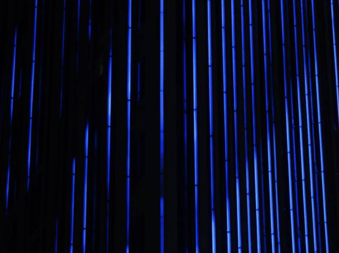 号称南半球最大的楼宇外立面照明 能实时显示天气