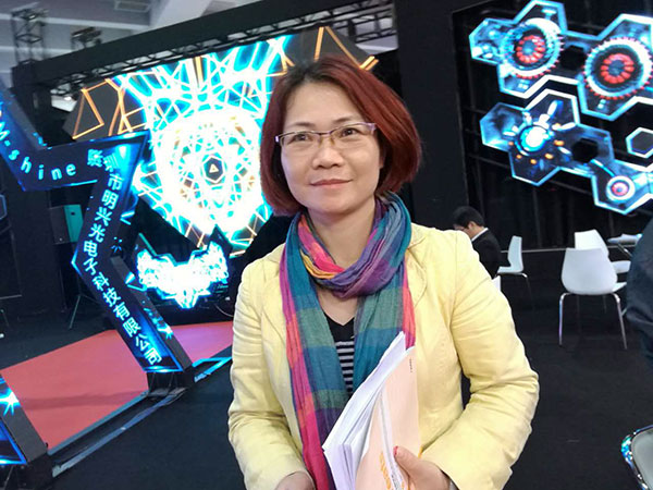 明兴光：异形与常规屏组合创意显示 引领下一个行业新潮