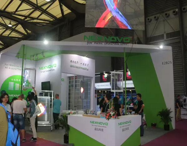 为显示革新产品让世界更透明 晶泓科技透明LED显示屏打造百变应用