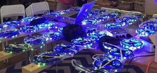 全世界最聪明的大佬齐聚深圳 LED产业都迸发出哪些智慧火花？