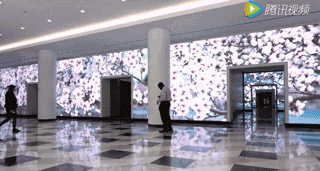 这面1700平的LED互动墙 能令你驻足看上一整天
