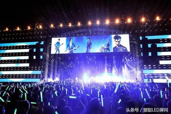 王菲演唱会门票被炒上天 LED显示屏精彩视效为明星演唱会添彩