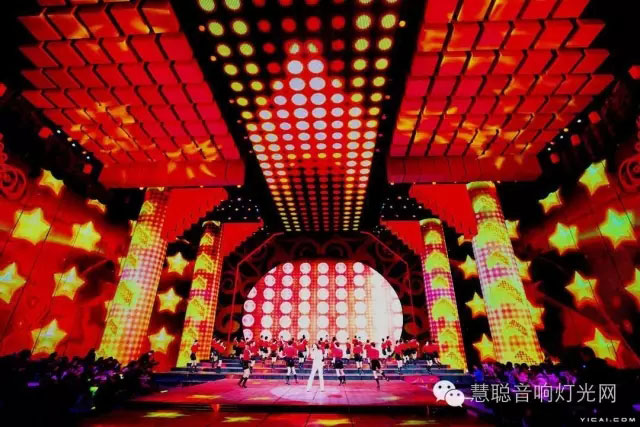 2017年央视春晚主场创新 将启用升降LED屏幕