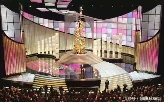 抛开奥斯卡颁奖乌龙事件 在舞台LED屏应用设计上奥斯卡永远是高逼格