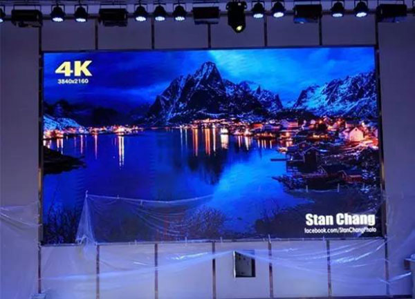 唯奥视讯LVP8601绚丽点亮武汉售楼总部