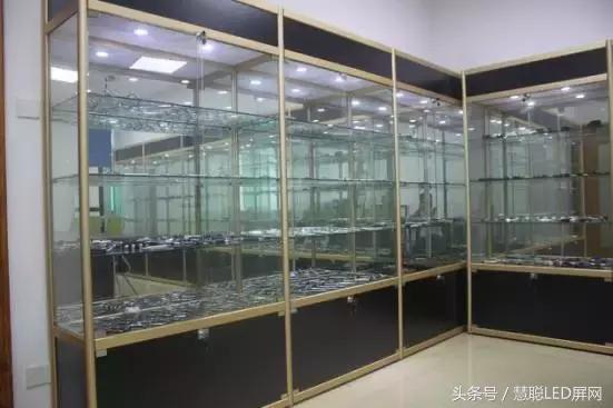 做专一精干的光电行业配套企业 精永达弧度锁引领市场潮流