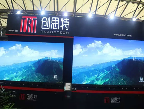 打破传统户外显示应用格局 创思特创行业最小点间距户外灯条屏