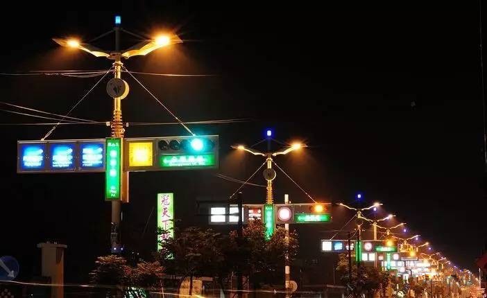 迈向高清显示领域！小间距LED显示屏迎来智能时代