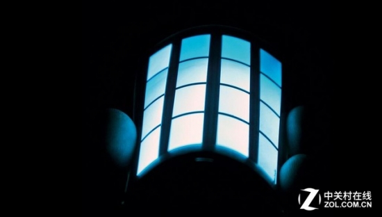 VR不是最炫酷 近未来显示黑科技有哪些