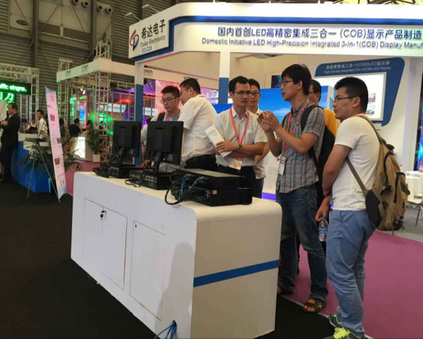 唯奥视讯真4K来袭 点亮上海国际LED展