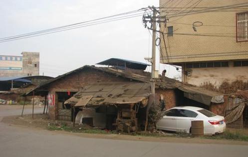 车主为抢红包撞破民房 开年政府撒红包补助LED企业金额吸睛! 车主为抢红包撞破民房 开年政府撒红包补助LED企业金额吸睛!