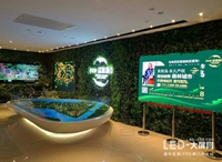 显示效果提升 小间距LED显示屏前景大好