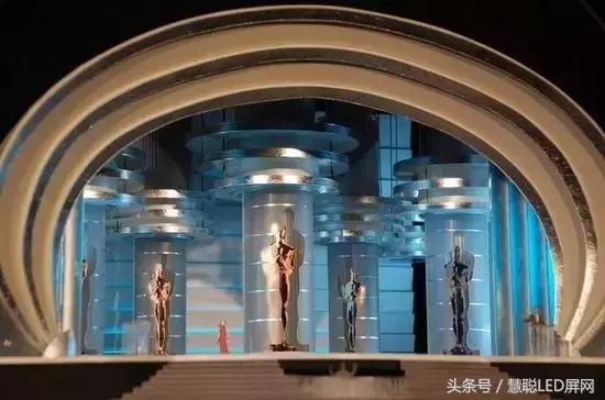 抛开奥斯卡颁奖乌龙事件 在舞台LED屏应用设计上奥斯卡永远是高逼格