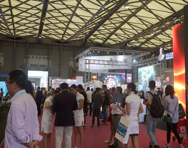 上海国际LED展开幕 展会是真没意思还是玩不出心思？