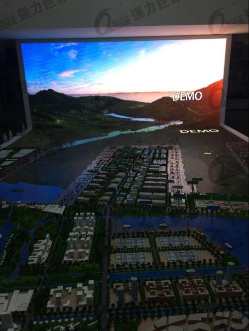 强力巨彩的虚拟现实屏 打造可立体呈现的动态真实环境 强力巨彩的虚拟现实屏 打造可立体呈现的动态真实环境