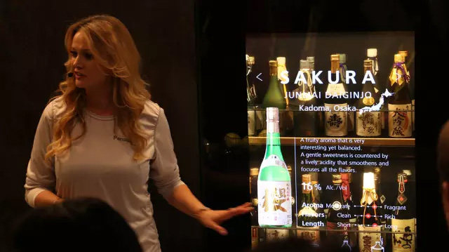 壁纸显示屏、2.57毫米...这些显示科技你必须要知道