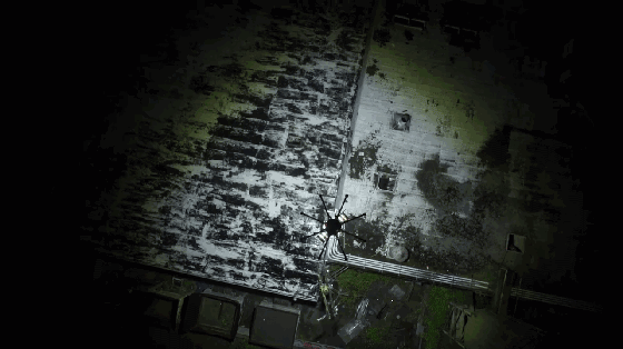 牛人为无人机配上1000W超亮LED灯 可夜间搜救