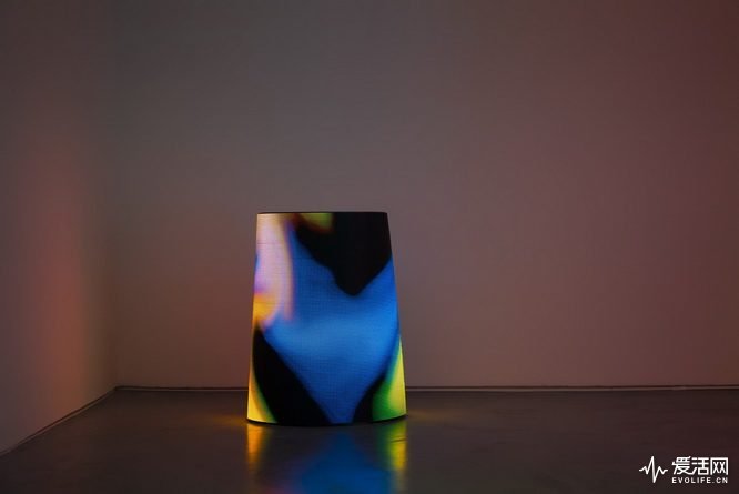 LED屏还能做艺术雕塑？效果太魔幻！