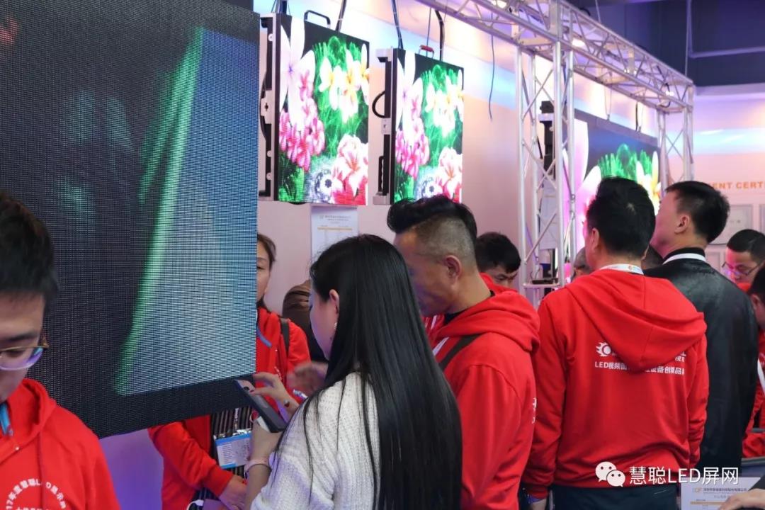 精彩继续！2017年度慧聪LED显示屏行业十佳品牌专场采购团实地走访考察十佳品牌第二天
