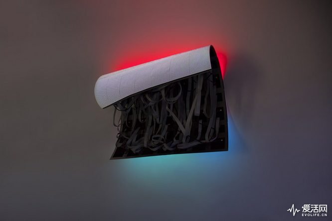 LED屏还能做艺术雕塑？效果太魔幻！