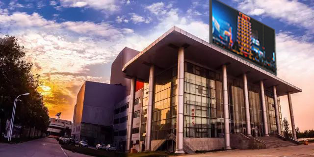 河南电视台1.5亿顶级演播厅 LED大屏来助力