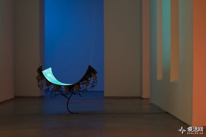 LED屏还能做艺术雕塑？效果太魔幻！