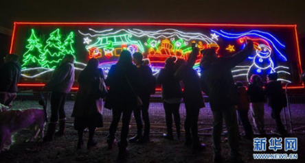 世界各地圣诞彩灯有多美？简直让人想再过一次节！