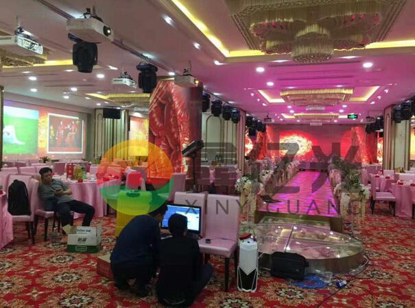 智能感应LED地砖 带给你不一样的红毯秀 智能感应LED地砖 带给你不一样的红毯秀