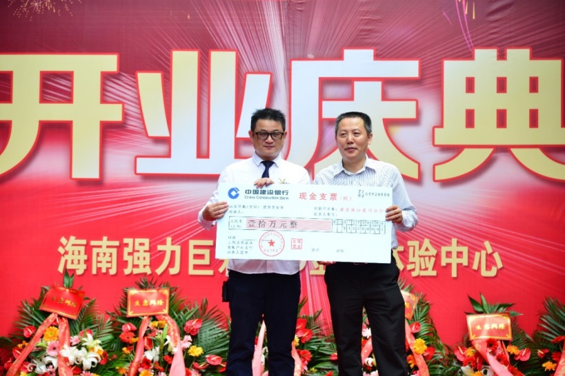 大域无疆 又两家LED显示屏体验中心火爆开业！