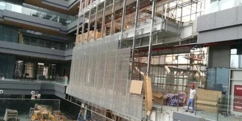 最新LED显示屏案例赏析：天幕屏/透明屏/球场屏……统统都有！