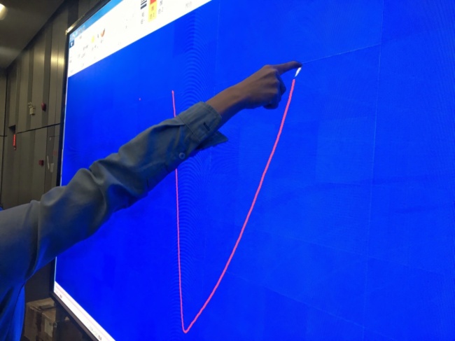 国内首创触屏COB技术小间距LED屏!LCD或危矣? 国内首创触屏COB技术小间距LED屏!LCD或危矣?