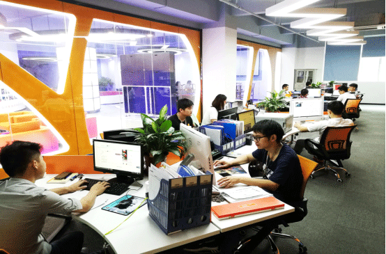 “多面”联诚发：行路致远，砥砺前行