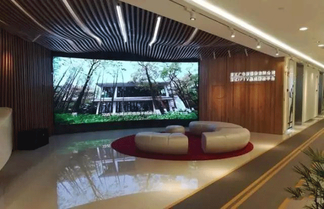 联建小间距LED显示系统点亮捷克PRIMA电视台