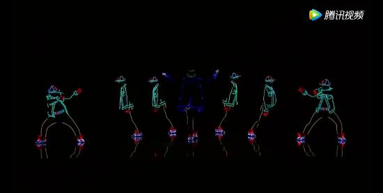 LED还可以怎么用？他们用来跳了一支超酷炫的街舞！