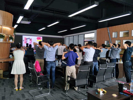 分享收获，展望未来-记联建光电2017年内销半年度总结会议！